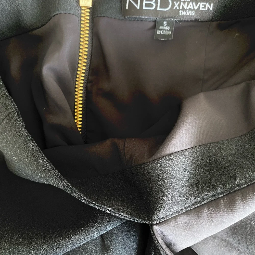 Black Backless Halter Sheath Dress - Picture 5 of 5